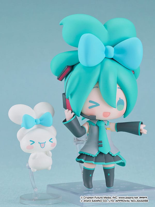 Nendoroid 2306 - Hatsune Miku x Cinnamoroll Collaboration
