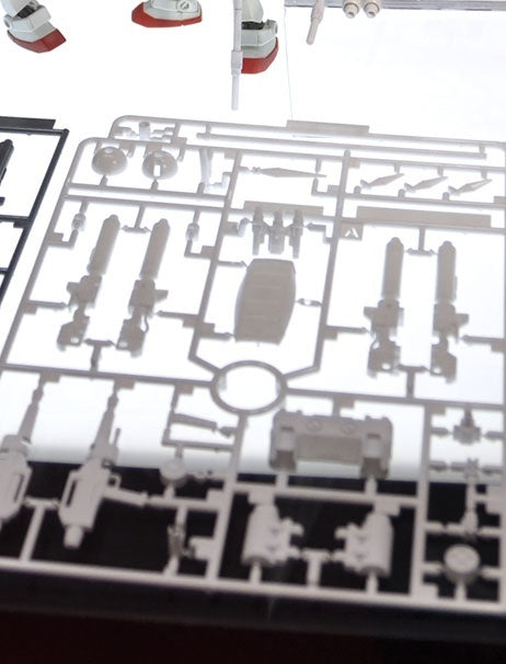 Gundam Ace 2015/09 with New HG Gundam Weapon Parts (Beam Javelin & Original Weapon)